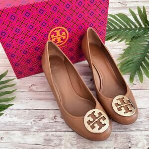 Tory Burch Sally Closed Toe Wedge Royal Tan/Gold Logo Napa Leather